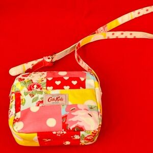 😎. NWT Cath Kidston girls purse 👛